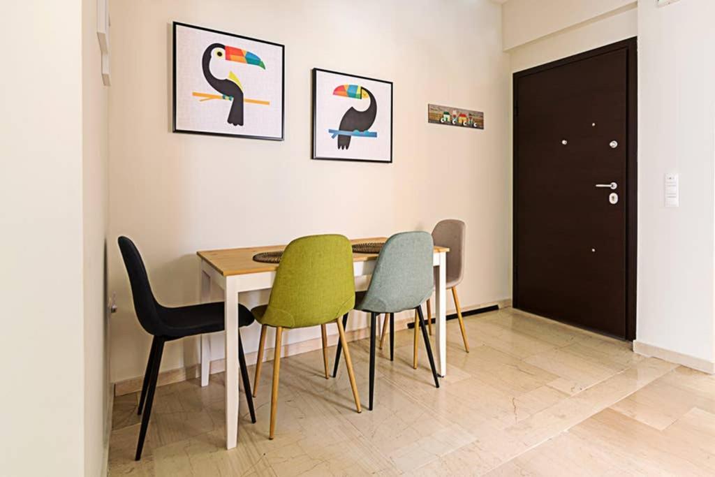 Cozy Flat With 1 Bedroom Next To Metro Station Atena Exterior foto